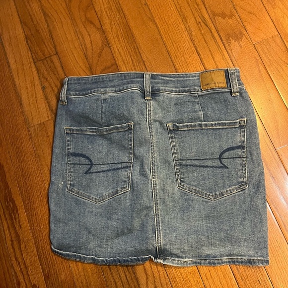 AE skirt - Picture 2 of 2